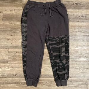Sprayground Camo Jogger for men’s